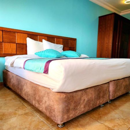 Front Line Heaven Hotel Al Burj Buitenkant foto